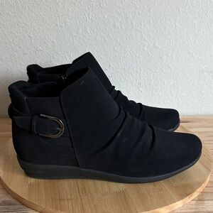 Easy Spirit Womens Aryel Flat Heel Booties